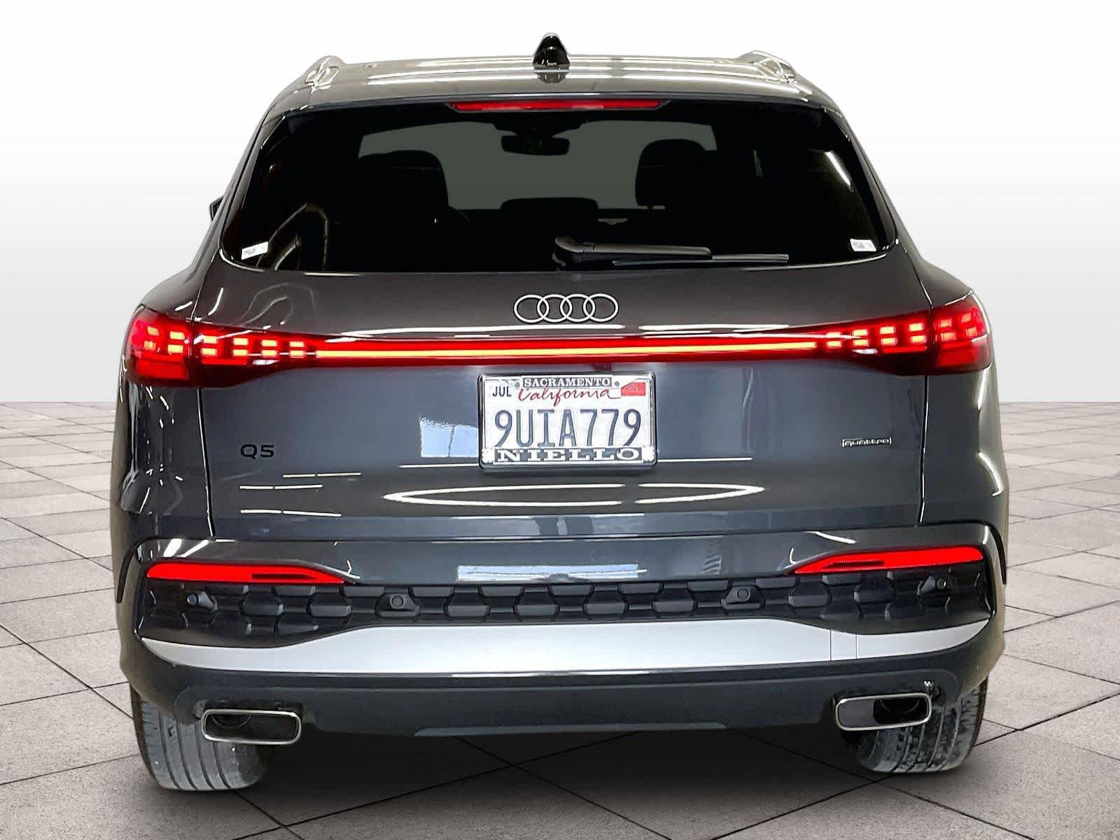 Certified 2025 Audi Q5 Premium w/ Convenience Package AWD/4WD image 7