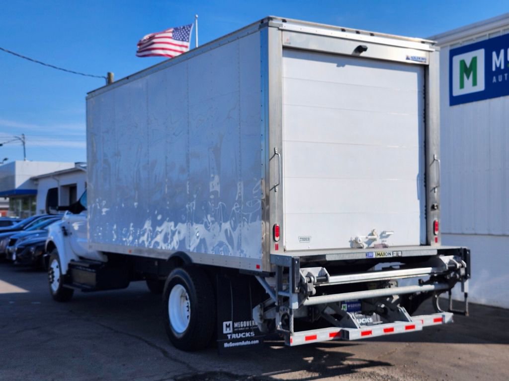 Used 2022 Ford F650 2WD Regular Cab Super Duty image 3