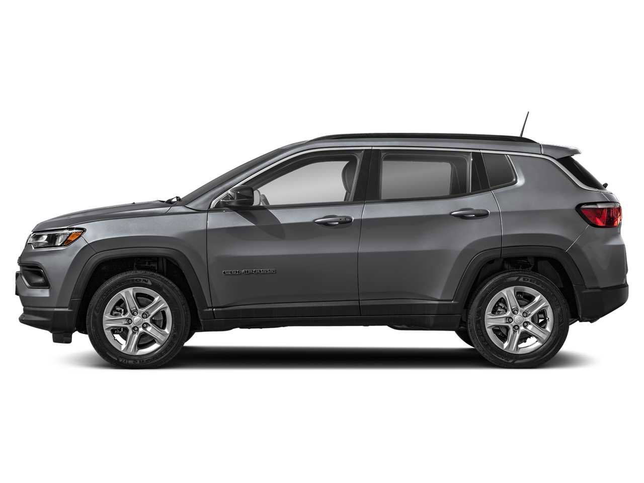 Used 2024 Jeep Compass Limited w/ Elite Group image 3
