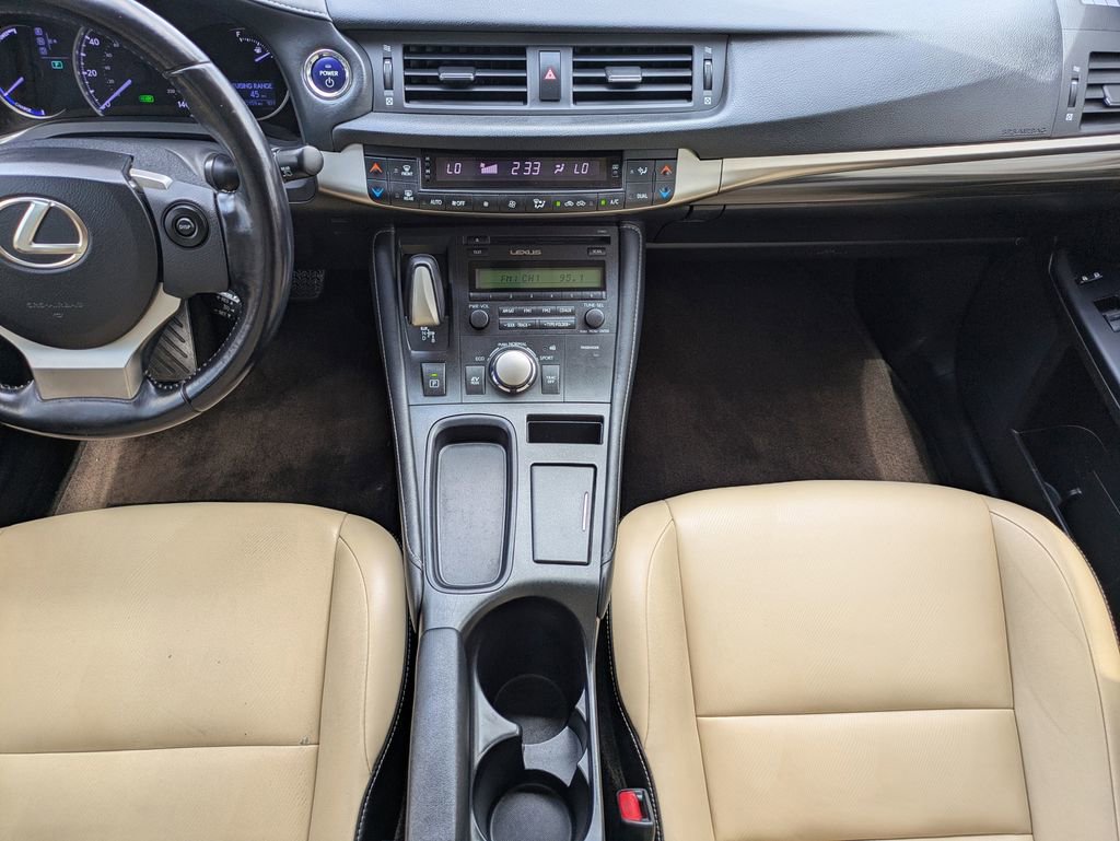 Used 2016 Lexus CT 200h w/ Accessory Package 2 image 21