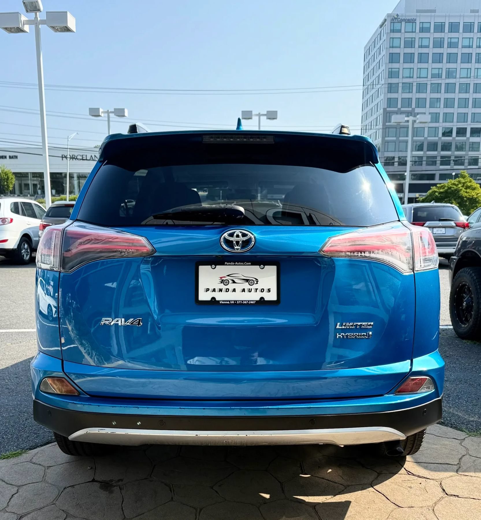 Used 2016 Toyota RAV4 Limited AWD/4WD image 6