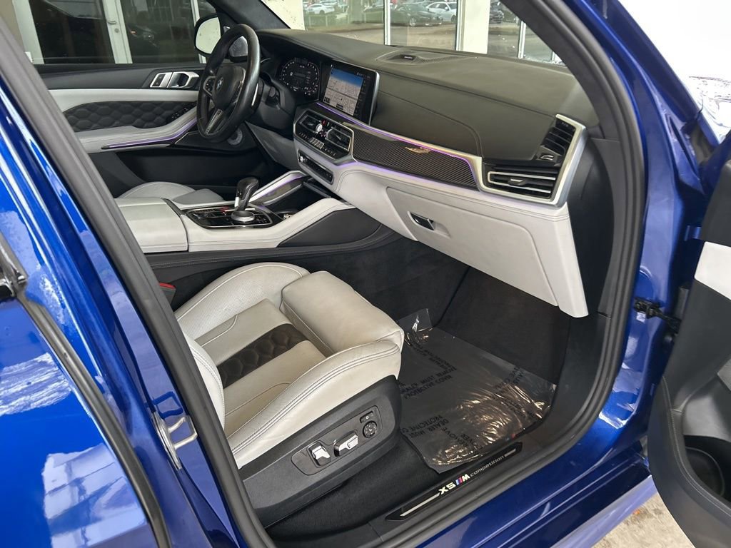 Used 2021 BMW X5 M w/ Competition Package image 25