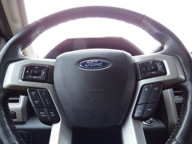 Used 2020 Ford F350 Lariat w/ Tremor Off-Road Package AWD/4WD image 18