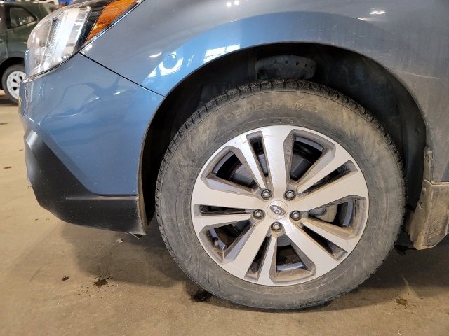 Used 2018 Subaru Outback 2.5i Limited w/ 50th Anniversary Edition image 12