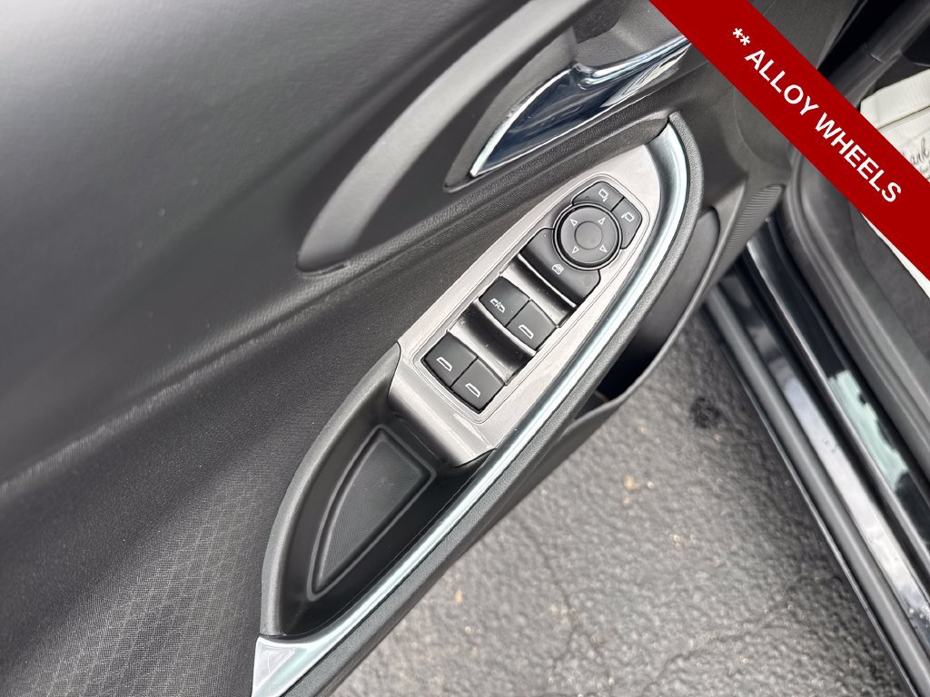Used 2022 Chevrolet Malibu LT FWD image 14