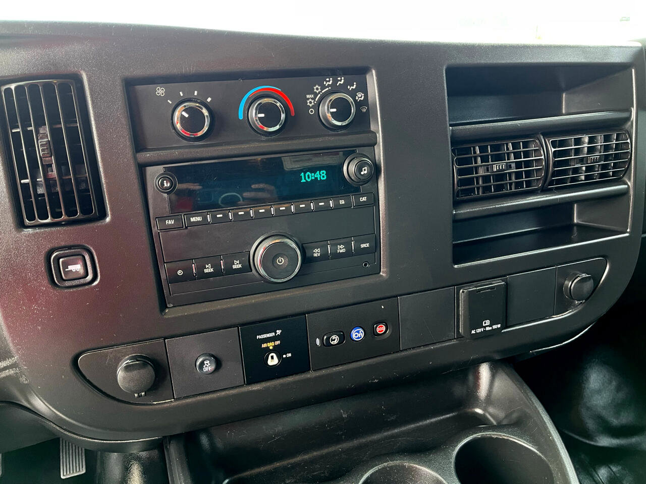 Used 2020 Chevrolet Express 2500 w/ Driver Convenience Package image 29