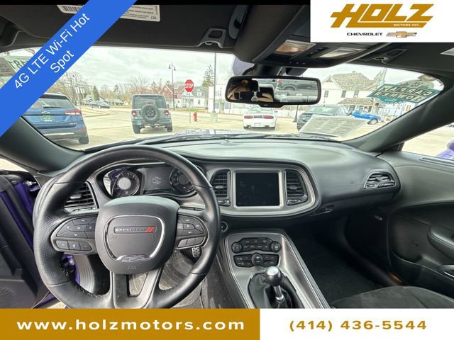 Used 2023 Dodge Challenger R/T w/ Plus Package image 21