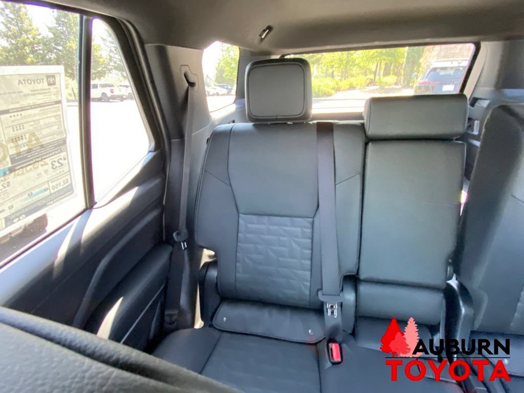 New 2026 Toyota 4Runner TRD Off-Road Premium AWD/4WD image 18