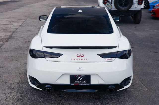 Used 2018 INFINITI Q60 3.0t Sport w/ Sensory Package 3.0T Sport AWD/4WD image 12