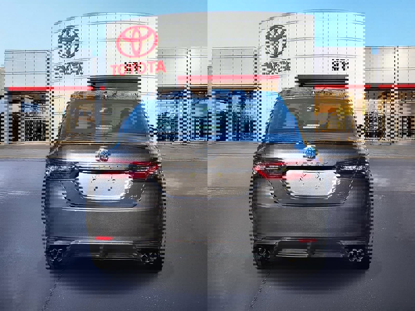 Used 2024 Toyota Camry XSE image 6