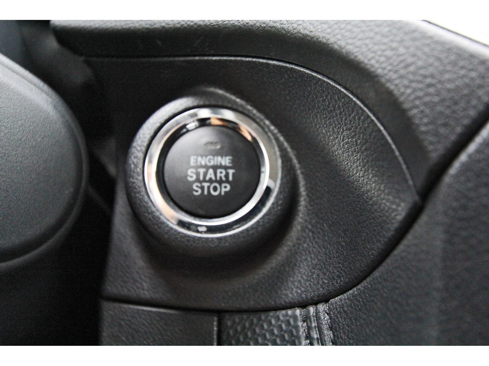 Used 2023 Subaru Forester Premium AWD/4WD image 18