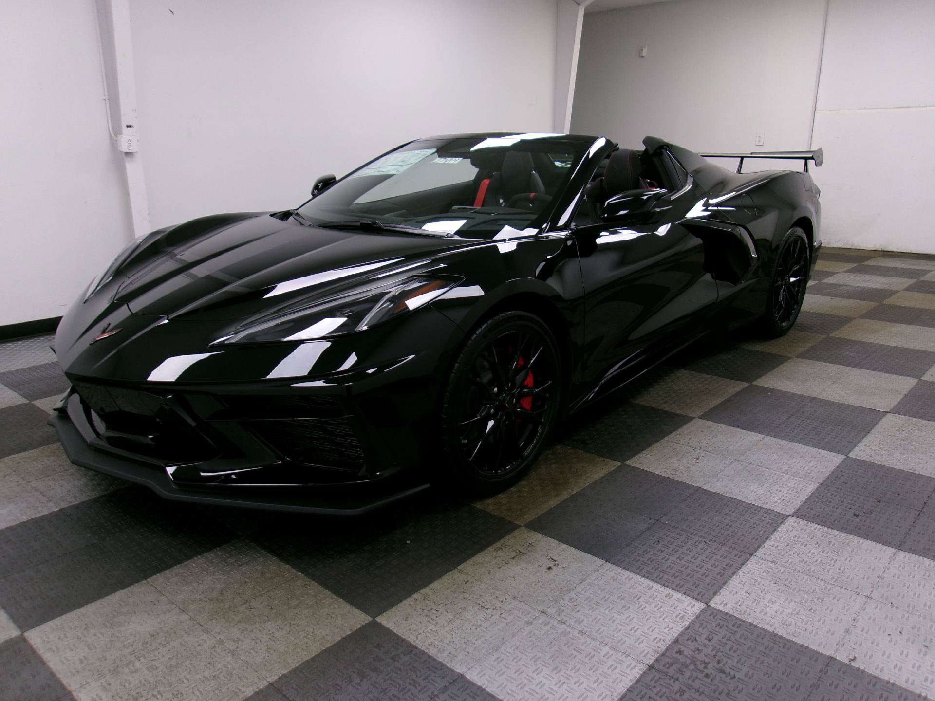 New 2027 Chevrolet Corvette Stingray Convertible w/ Z51 Performance Package
