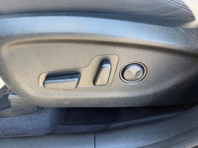 Used 2019 Kia Sorento AWD w/ Option Group 020 image 17