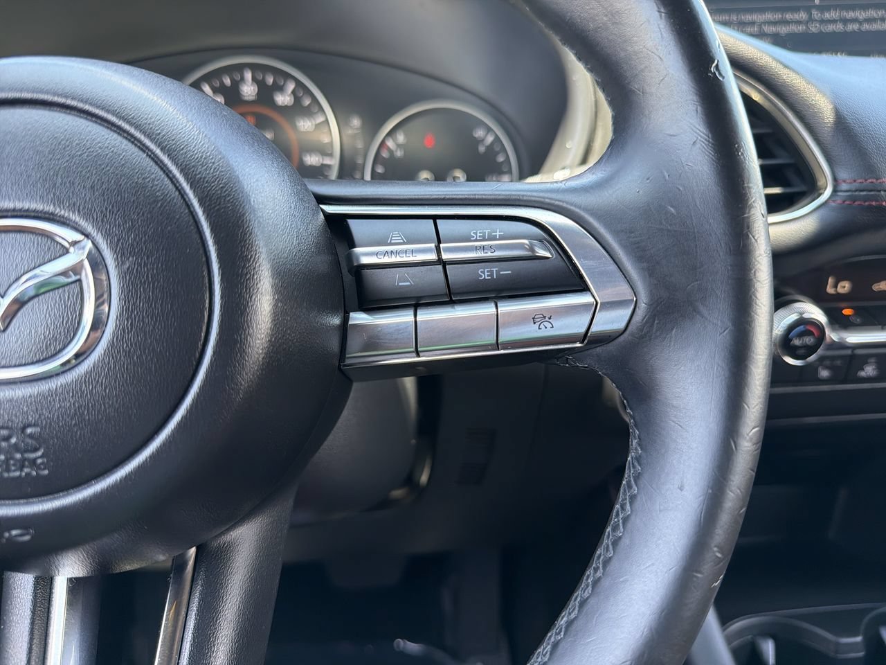 Used 2022 MAZDA MAZDA3 s FWD image 29