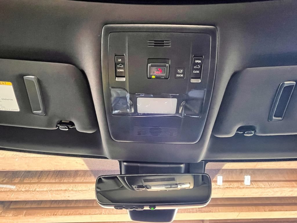 Used 2023 Lexus UX 250h AWD w/ Premium Package image 23