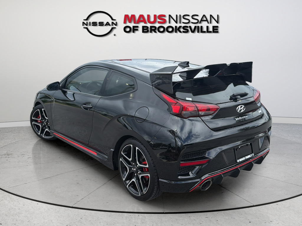 Used 2022 Hyundai Veloster N FWD image 5