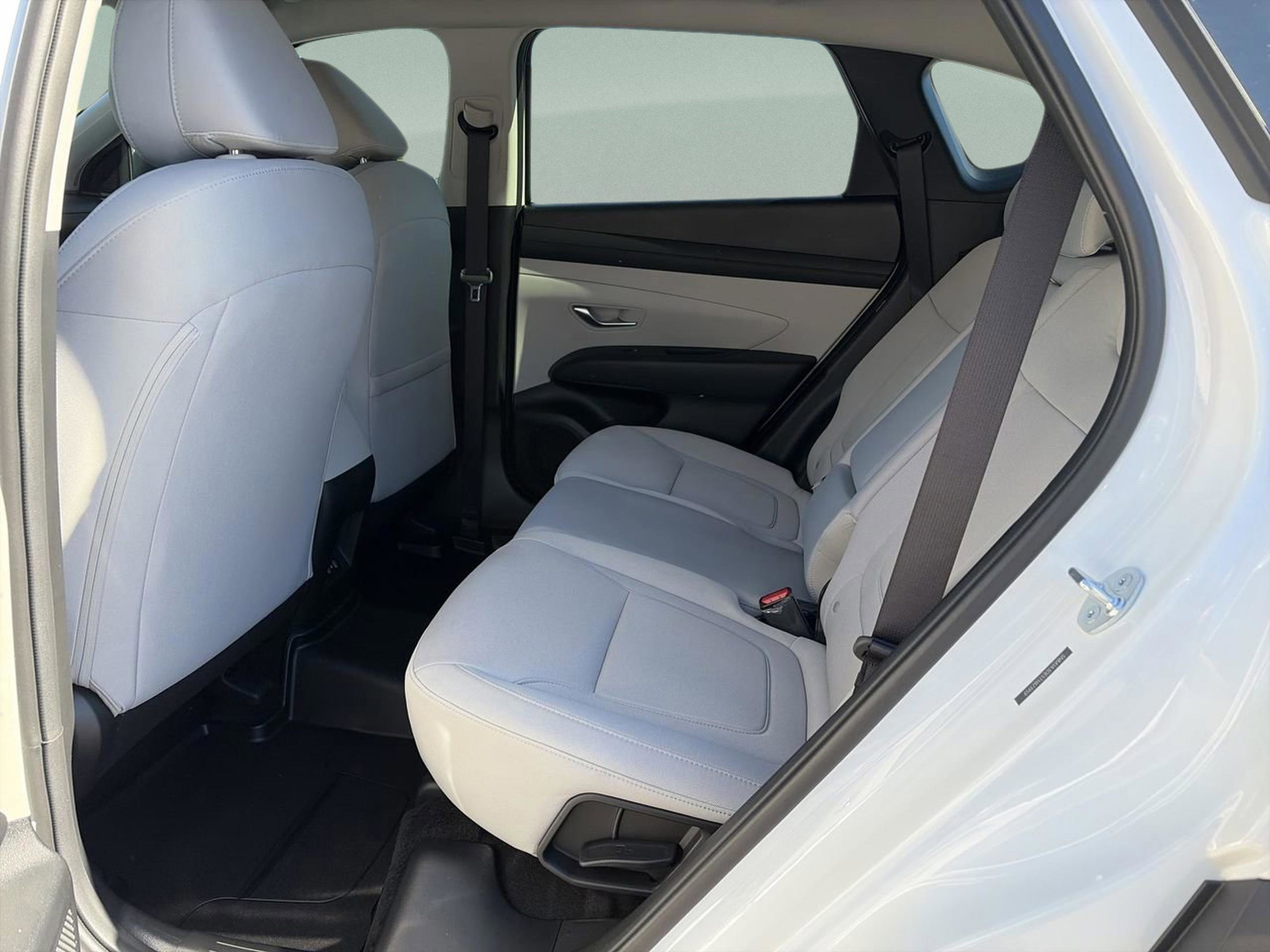 New 2026 Hyundai Tucson SE FWD image 17
