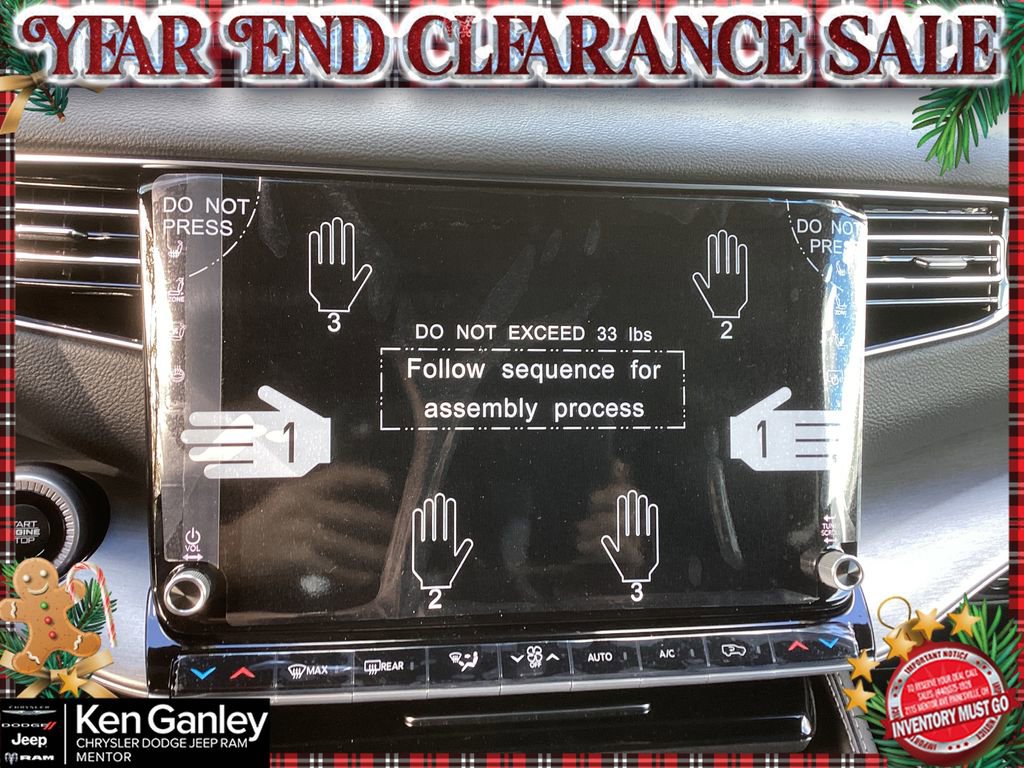 New 2025 Jeep Wagoneer L Series II image 11