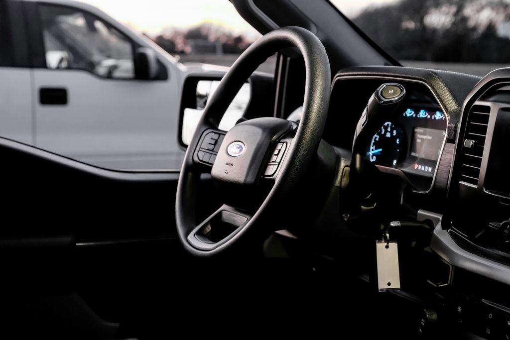 Used 2023 Ford F150 XL w/ XL Chrome Appearance Package image 14