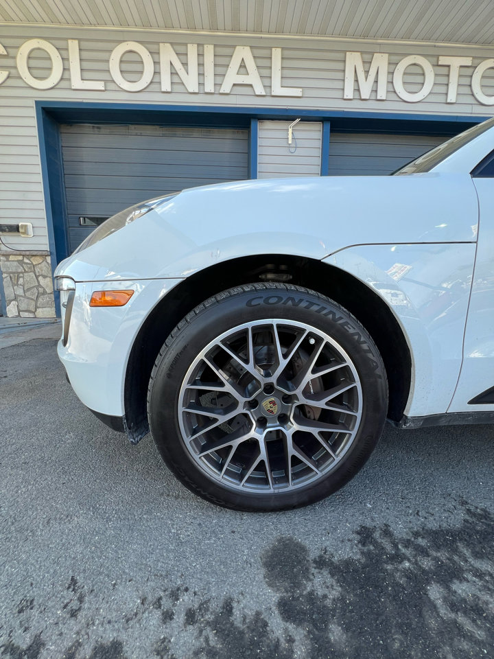 Used 2018 Porsche Macan image 2