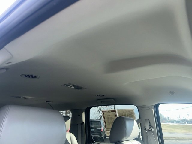 Used 2011 Chevrolet Suburban LT w/ Luxury Package image 28