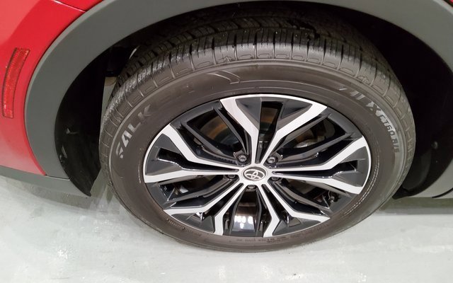 Used 2023 Toyota Crown Limited image 39