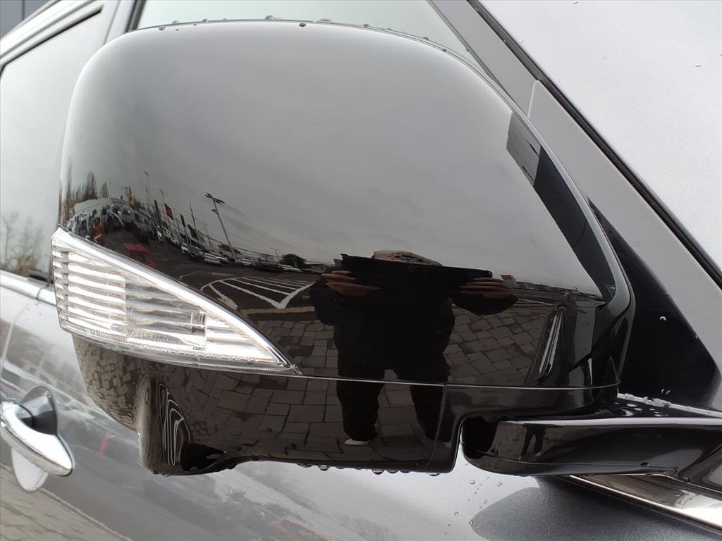 Certified 2024 Nissan Armada SL w/ Midnight Edition Package image 11