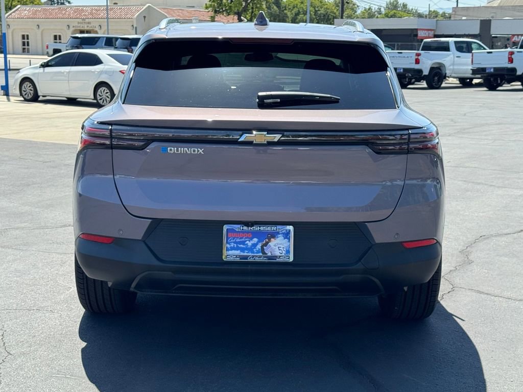 New 2026 Chevrolet Equinox EV LT FWD image 5