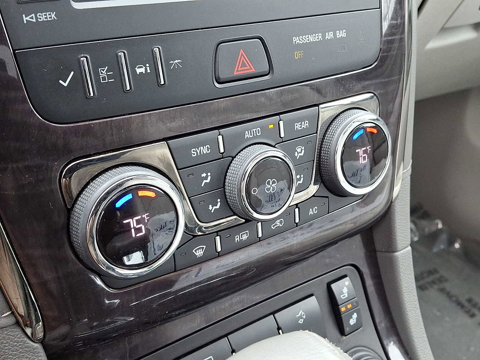 Used 2017 Buick Enclave Leather image 17