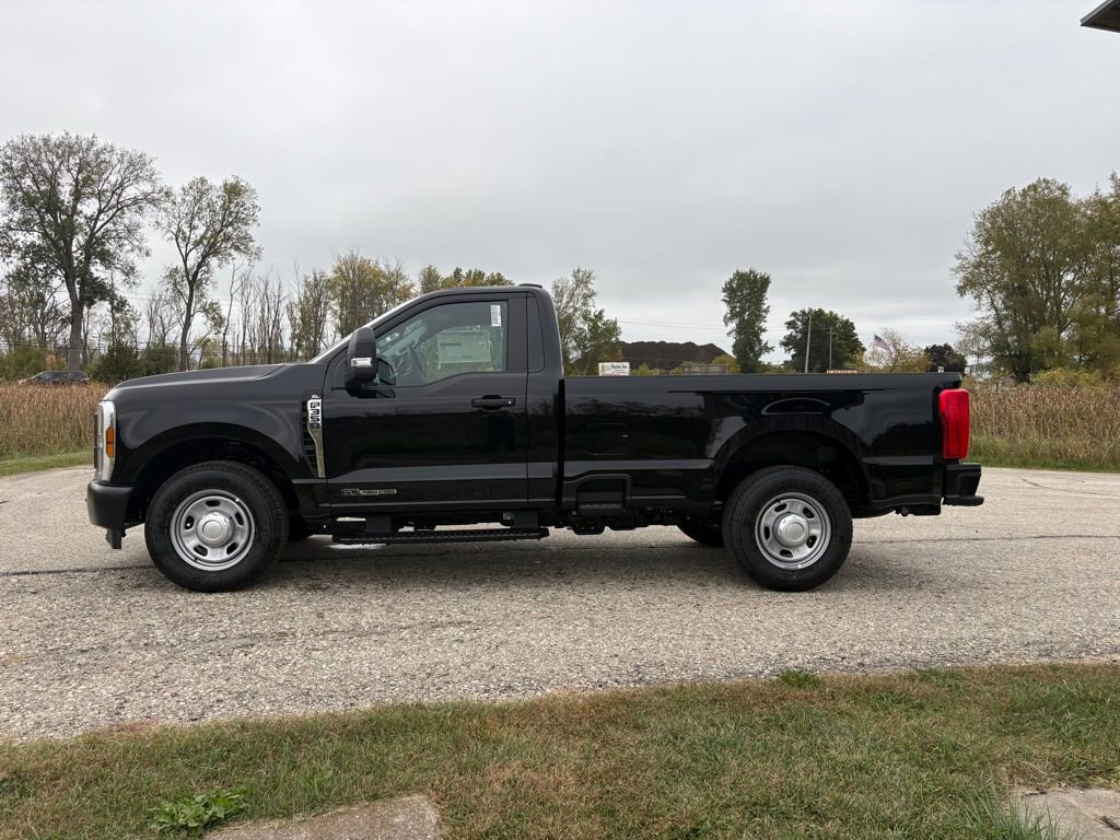 New 2026 Ford F350 XL image 5