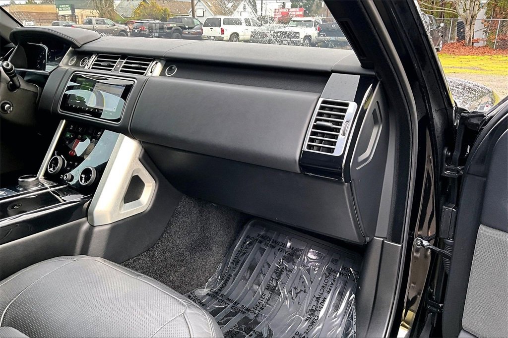 Used 2019 Land Rover Range Rover Long Wheelbase Supercharged image 19