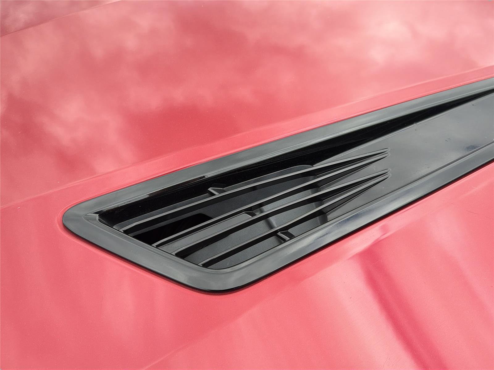 Used 2018 Chevrolet Camaro SS RWD image 29