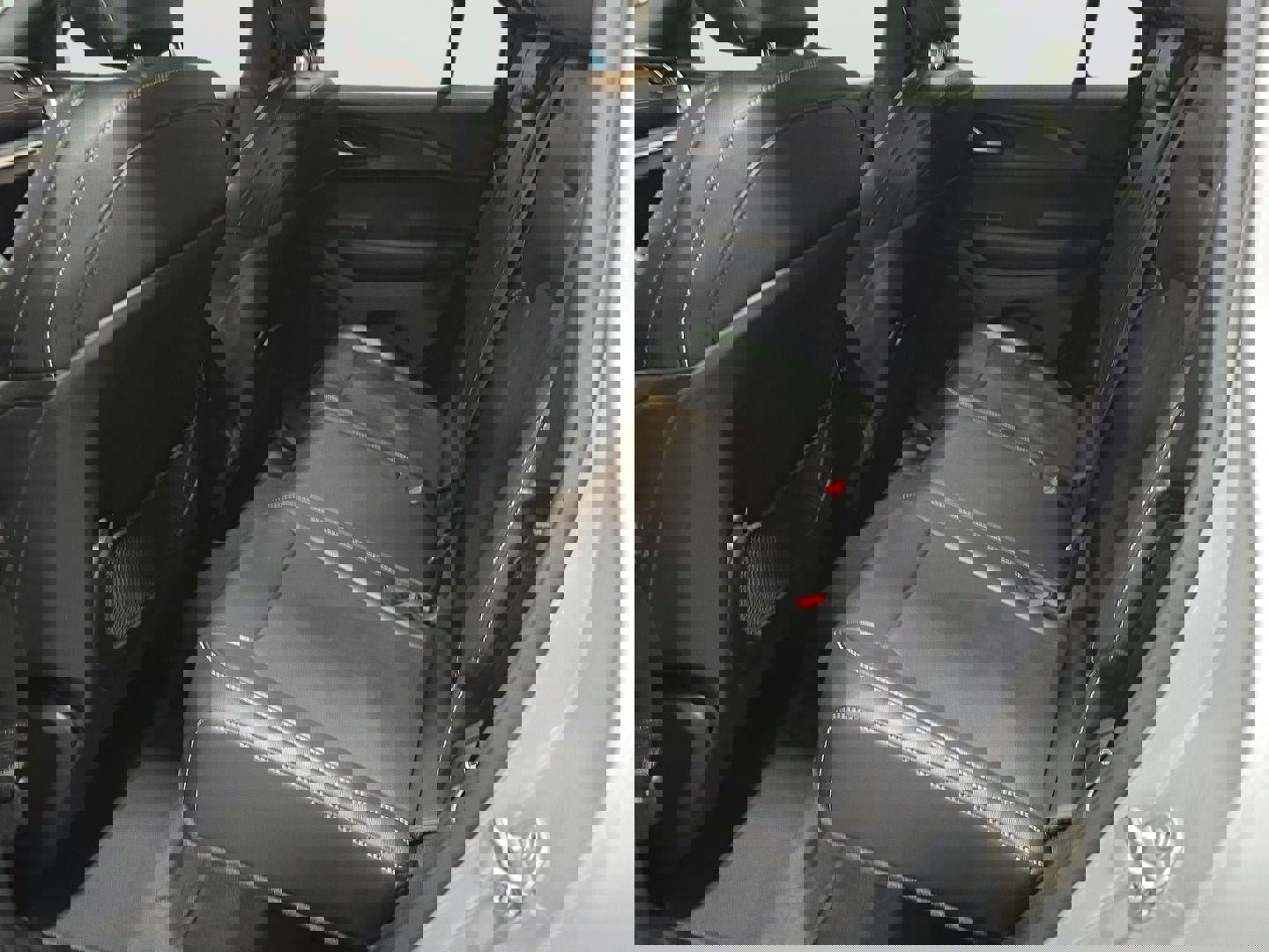 Used 2024 Jeep Grand Cherokee Altitude image 20