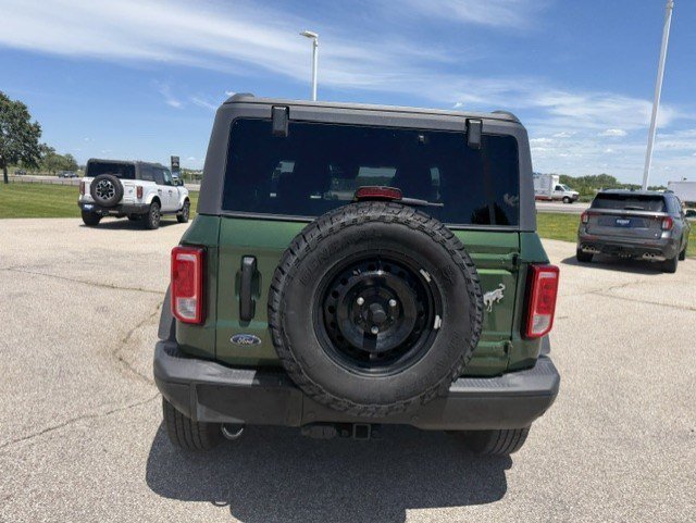 Certified 2022 Ford Bronco Black Diamond AWD/4WD image 8