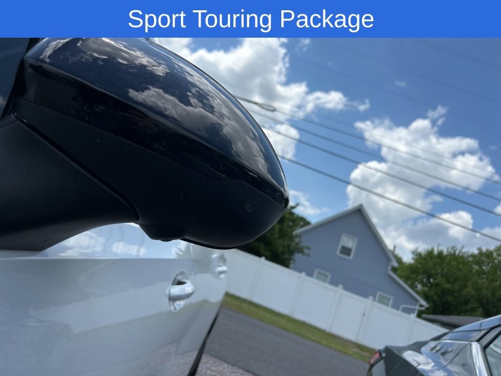 Used 2021 Buick Envision Essence w/ Technology Package I AWD/4WD image 6