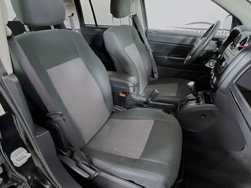 Used 2012 Jeep Compass Latitude image 25