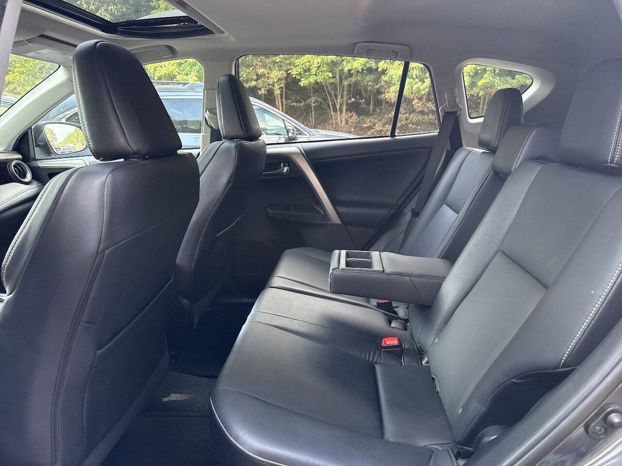 Used 2013 Toyota RAV4 Limited AWD/4WD image 13