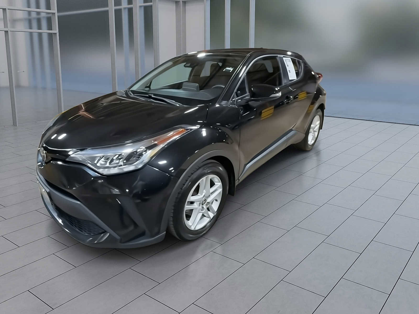 Used 2021 Toyota C-HR LE image 4
