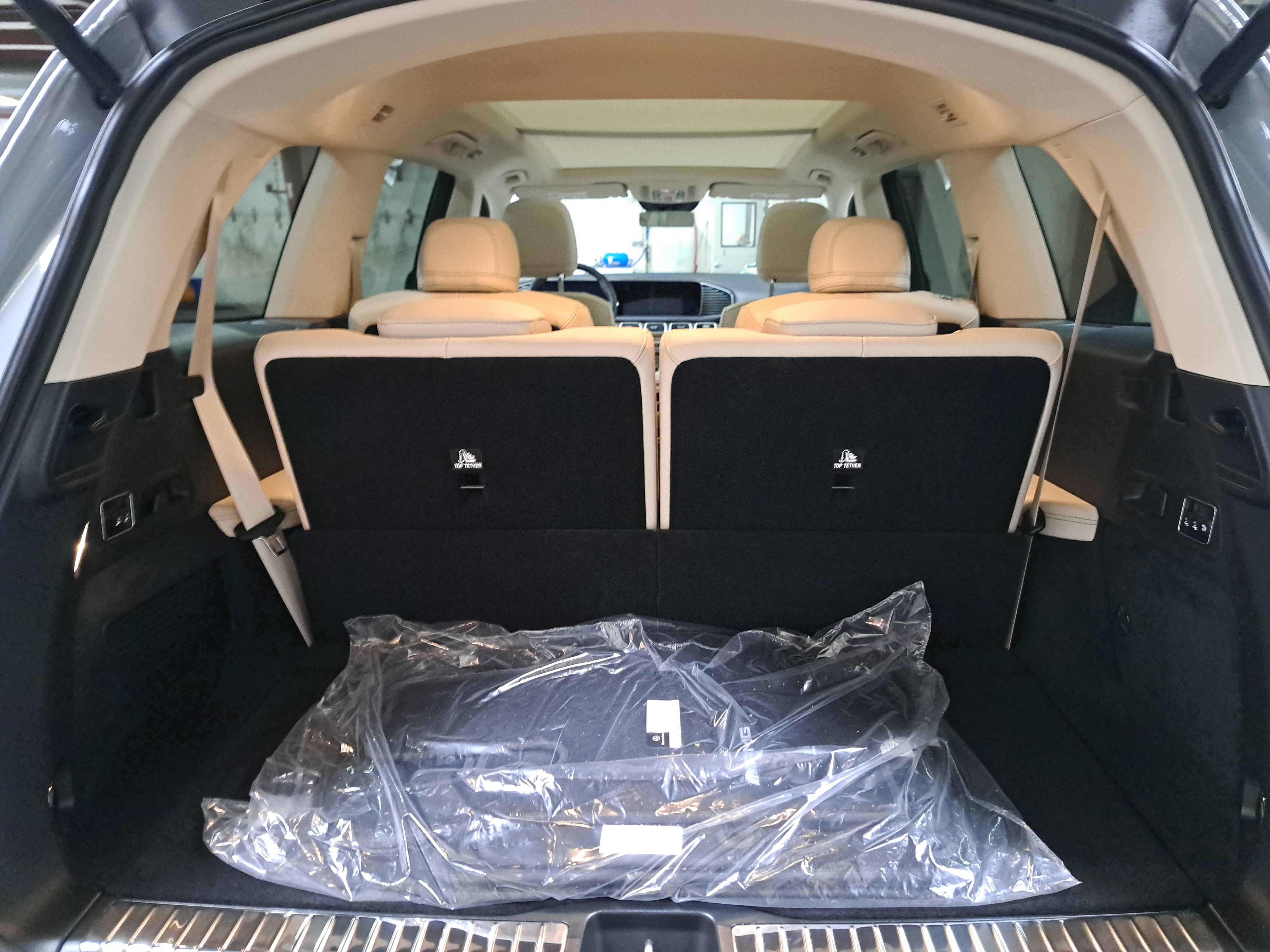 New 2026 Mercedes-Benz GLS 450 4MATIC image 14