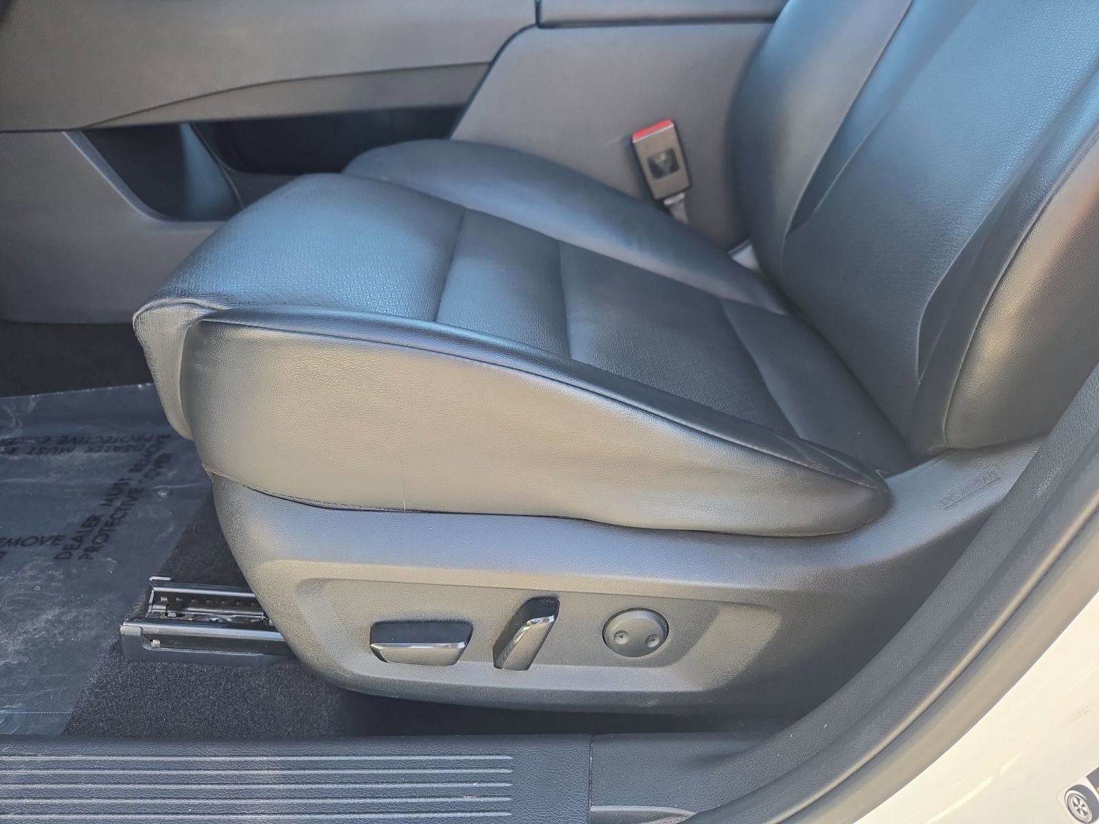 Used 2021 Nissan Rogue SV w/ Premium Package image 14