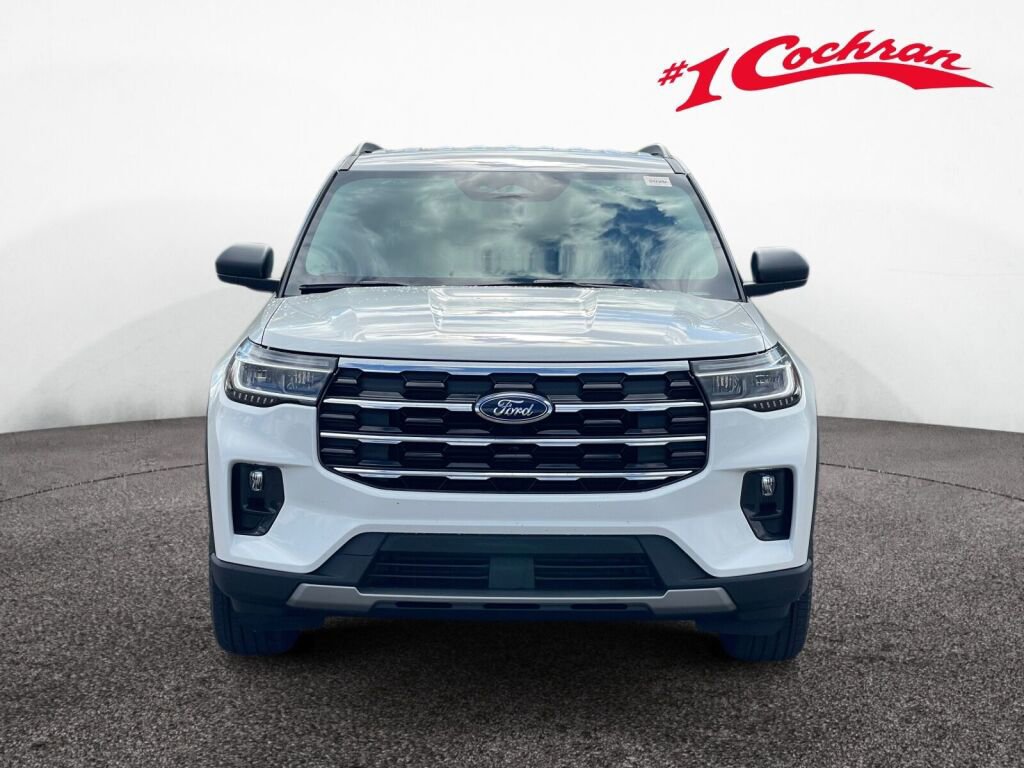 New 2026 Ford Explorer Active image 2