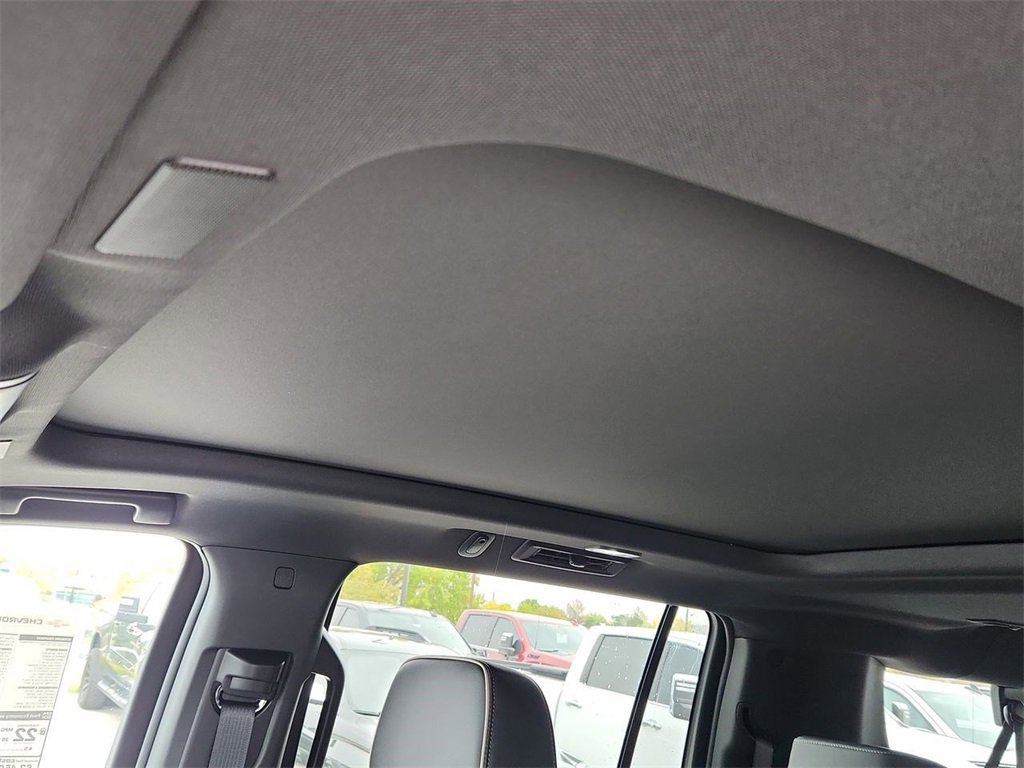 New 2026 Chevrolet Suburban Premier w/ Sun And Tow Package image 19