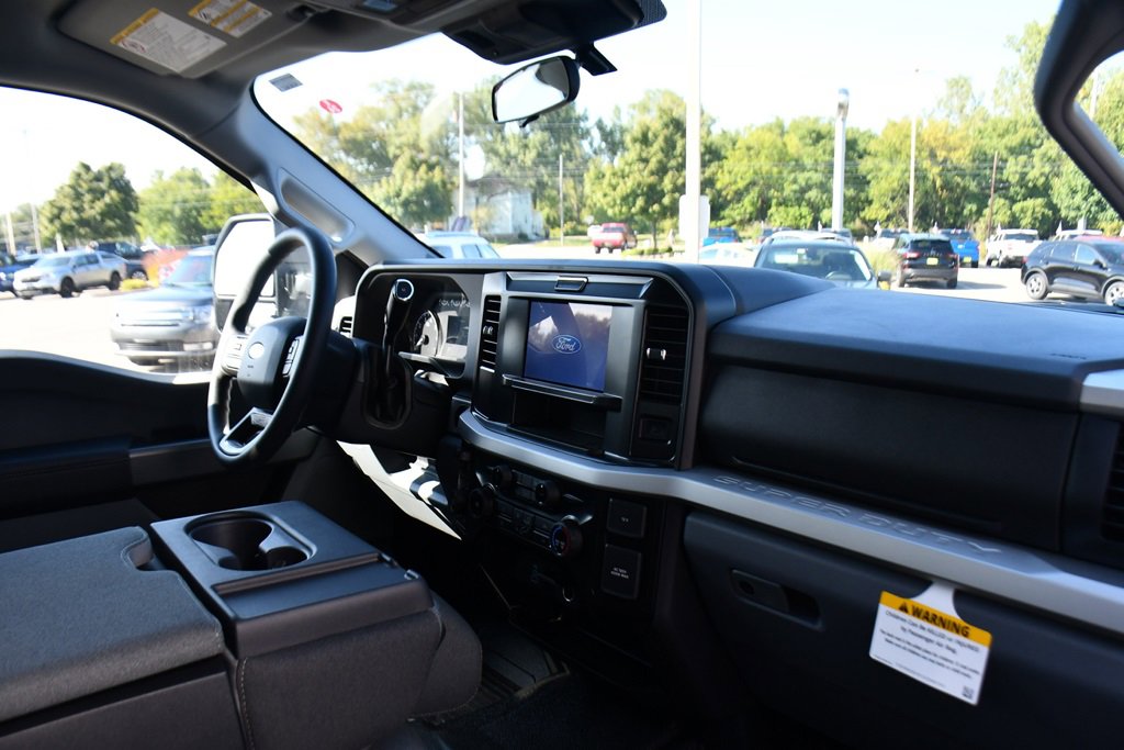 New 2026 Ford F350 XLT image 14