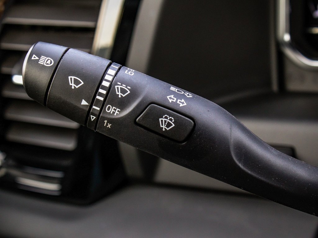 Used 2024 GMC Sierra 3500 AT4 w/ AT4 Premium Plus Package image 25