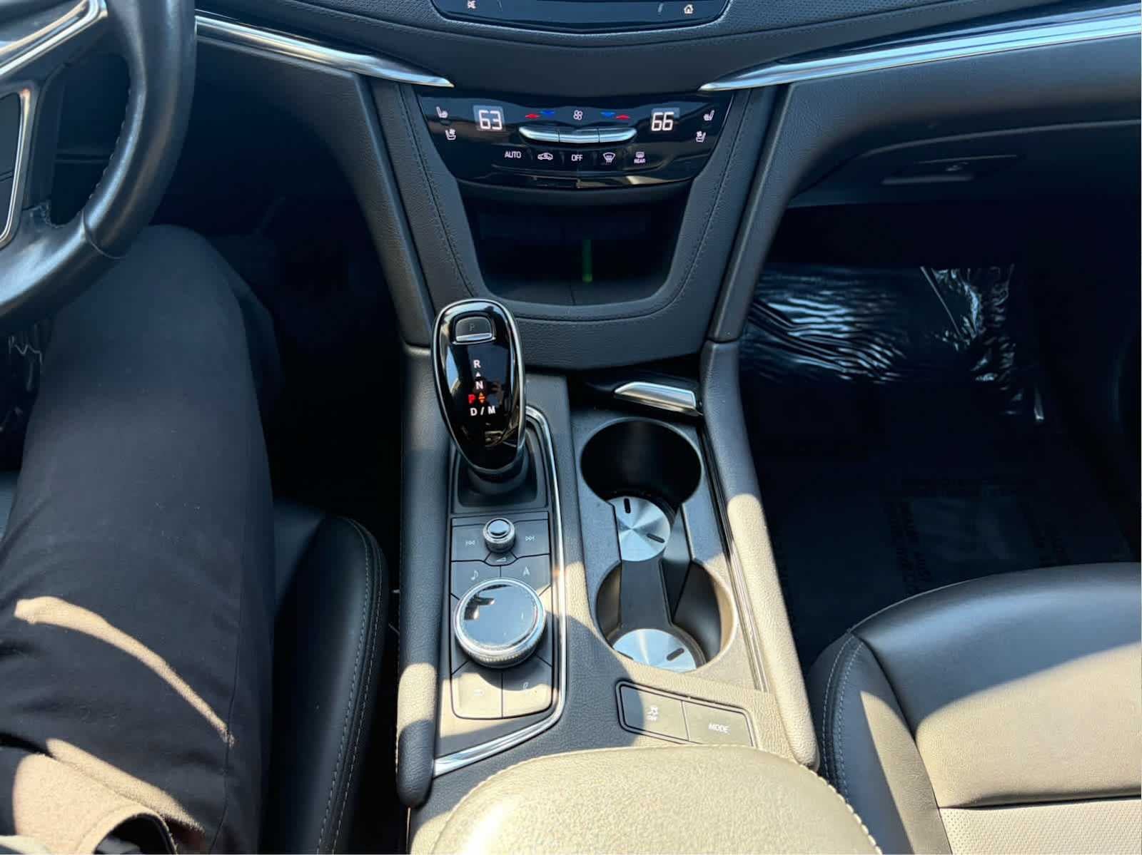 Used 2022 Cadillac XT5 Premium Luxury w/ Technology Package image 19