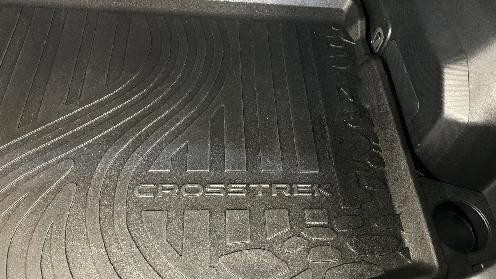 Used 2024 Subaru Crosstrek 2.0i Premium image 16