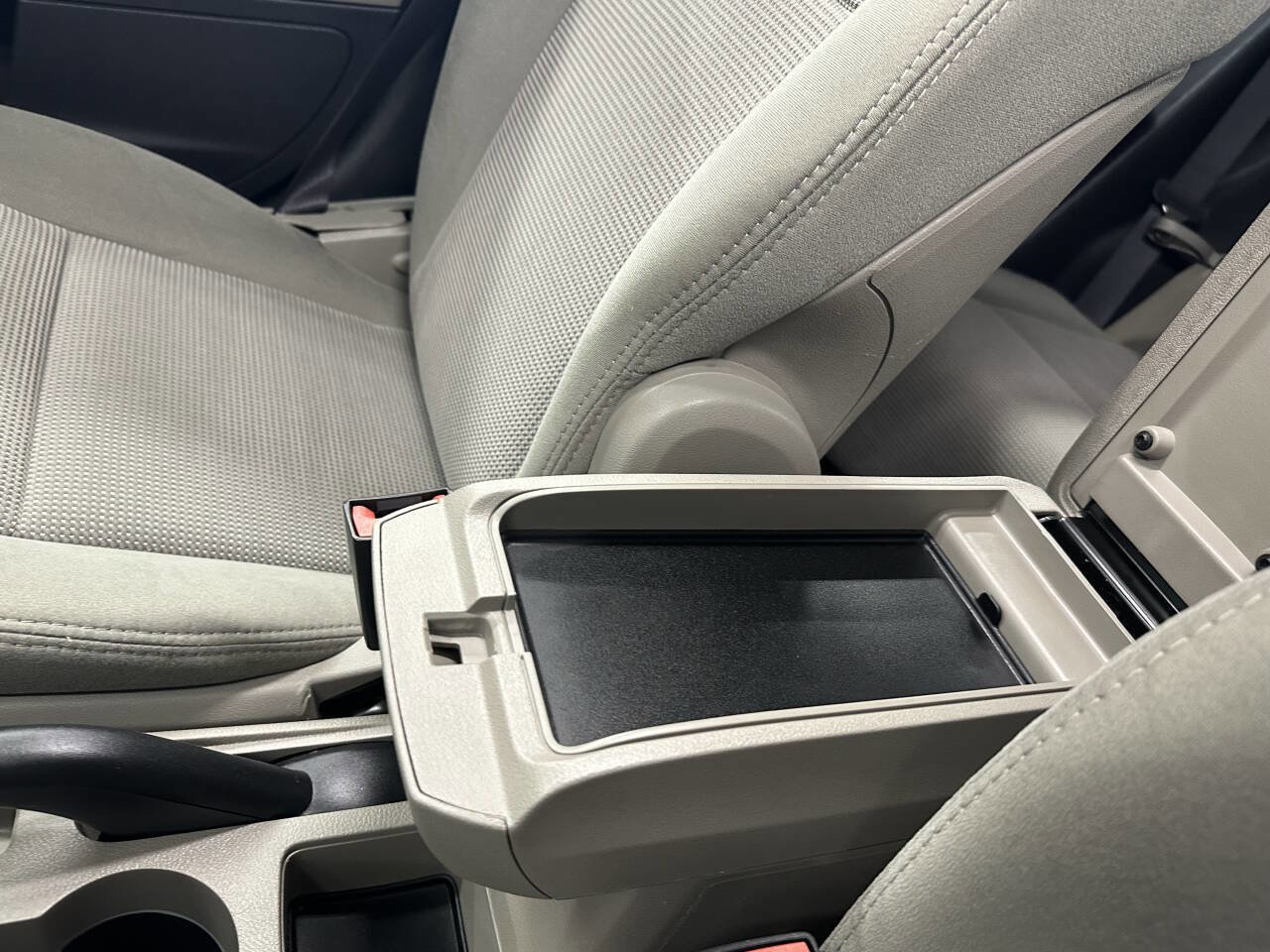 Used 2010 Dodge Caliber Mainstreet image 16