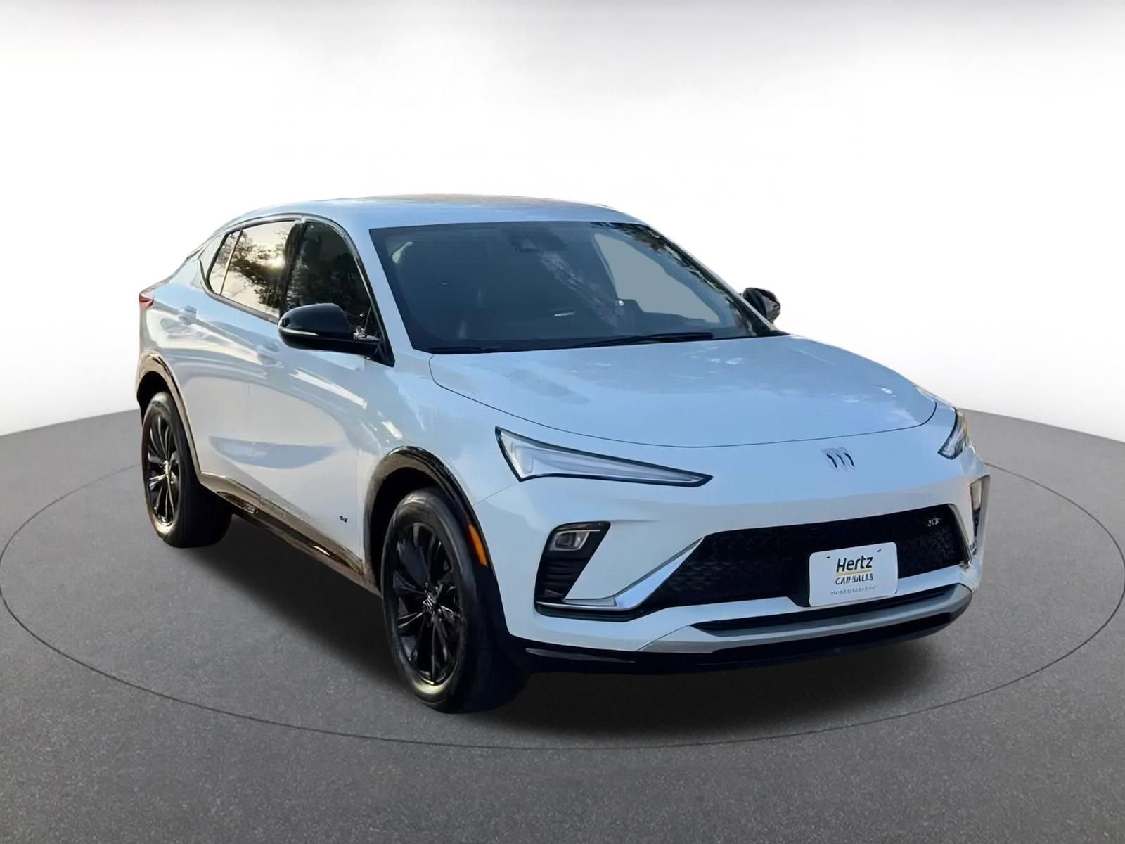 Used 2025 Buick Envista Sport Touring image 3