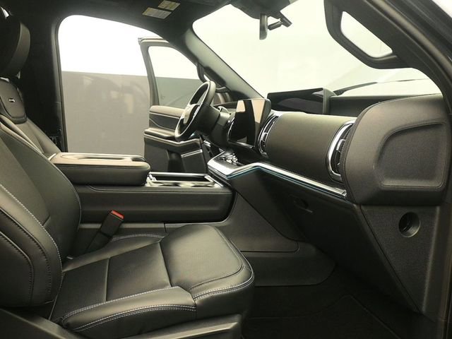 New 2026 Ford Expedition Platinum w/ Stealth Performance Package image 15