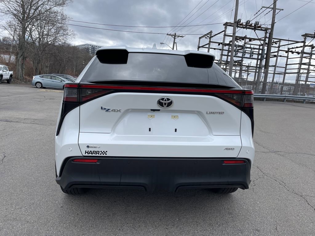 Used 2025 Toyota bZ4X AWD w/ Weather Package image 4